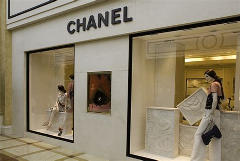 negozi vintage chanel milano|Chanel stores near me.